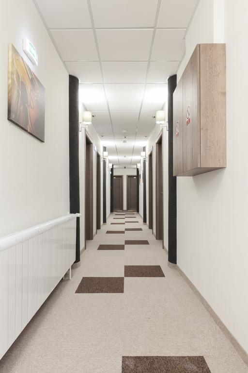 Hotel Kole Čačak Esterno foto